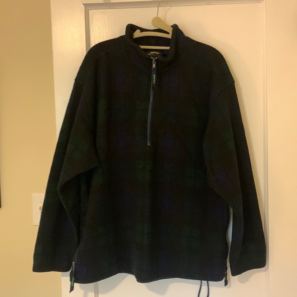 Vintage Eddie Bauer fleece plaid half zip.